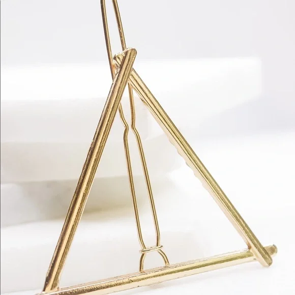 Triangle Gold Tone Hair Clip - Picture 4 of 4